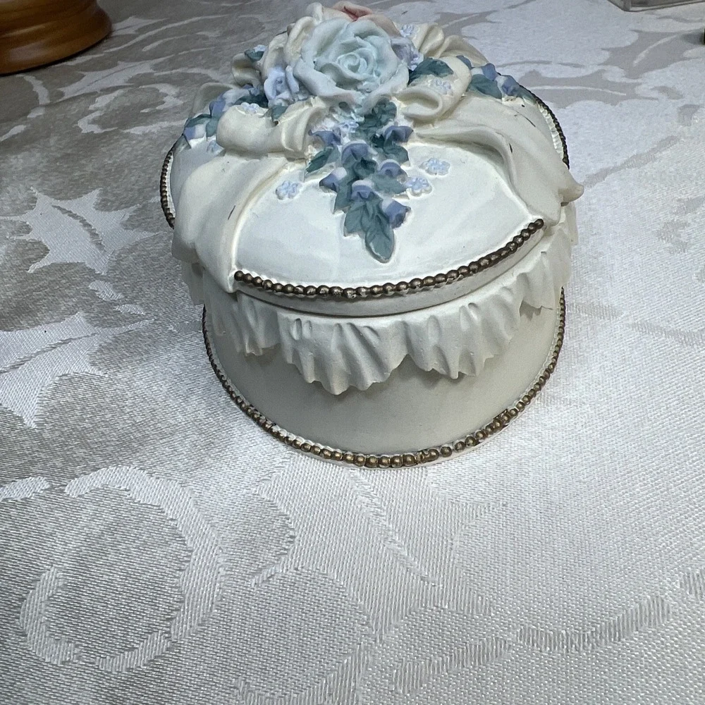 San Francisco Music Box Shabby Rose and Ribbons Tune Fur Elise Beethoven tblbs2